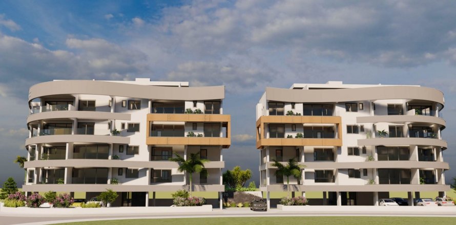 2 bedrooms Apartment in Larnaca, Larnaka,  No. 44381