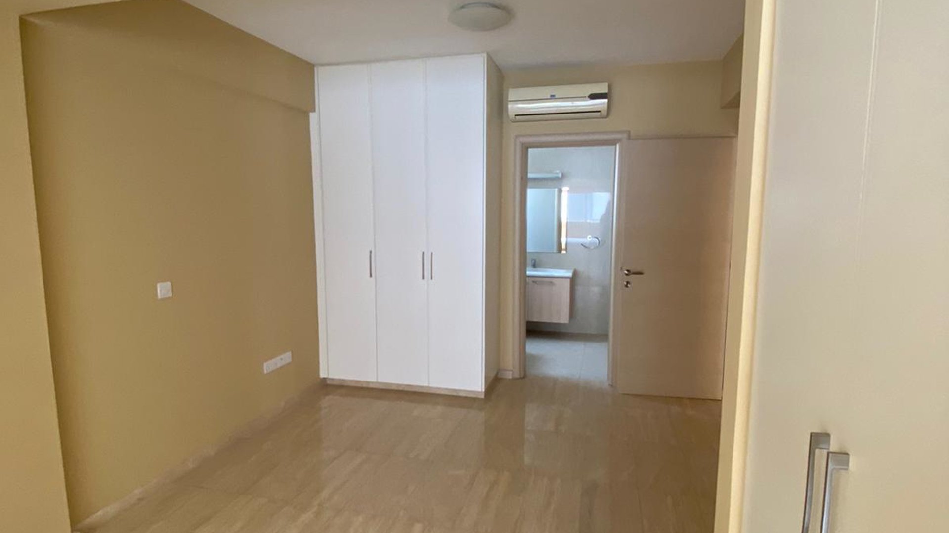 3 bedrooms Penthouse in Mesa Geitonia, Limassol, Cyprus No. 28823