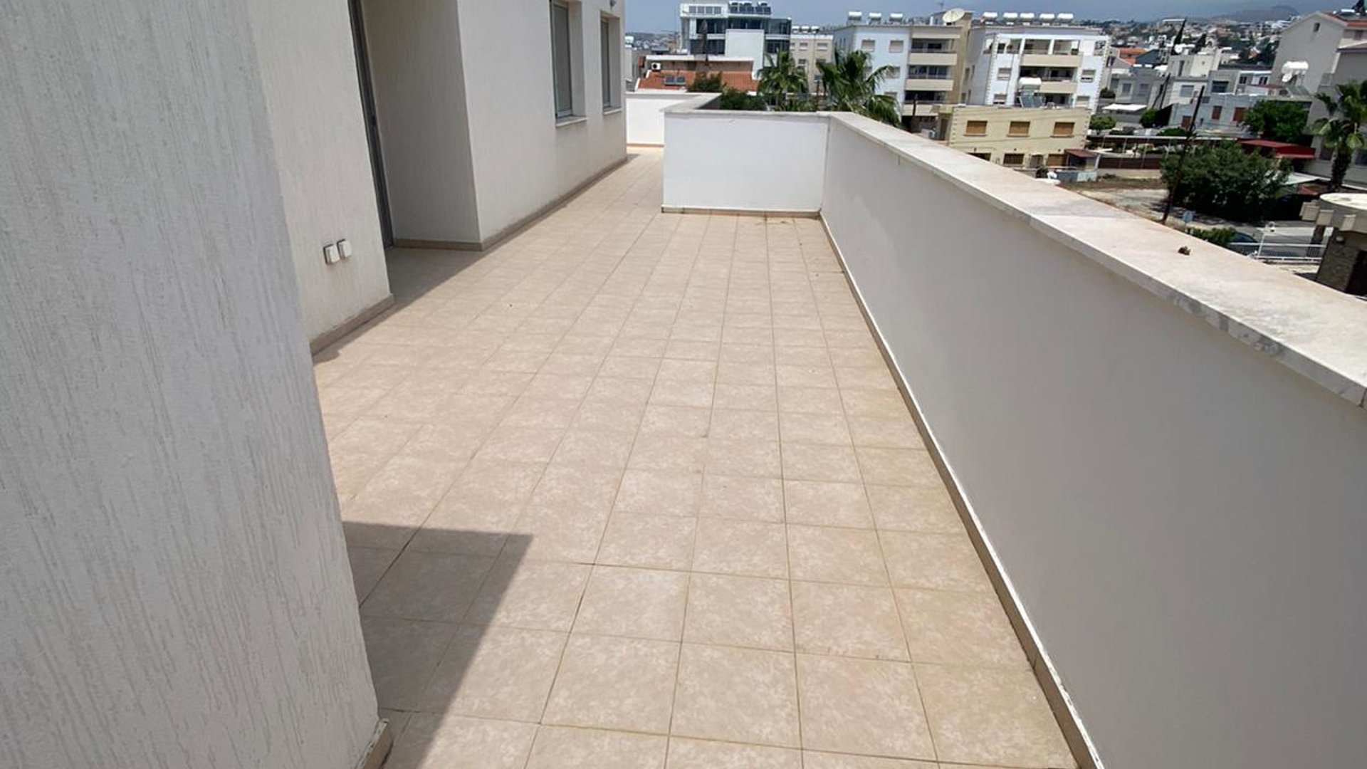 3 bedrooms Penthouse in Mesa Geitonia, Limassol, Cyprus No. 28823