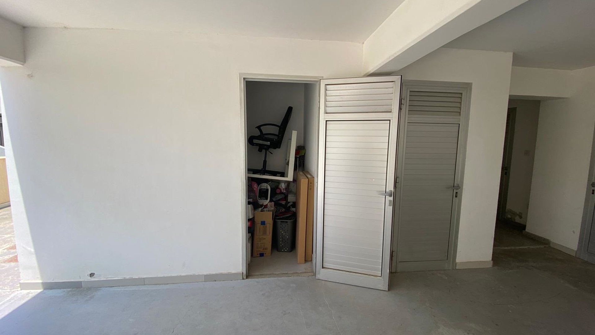 3 bedrooms Penthouse in Mesa Geitonia, Limassol, Cyprus No. 28823