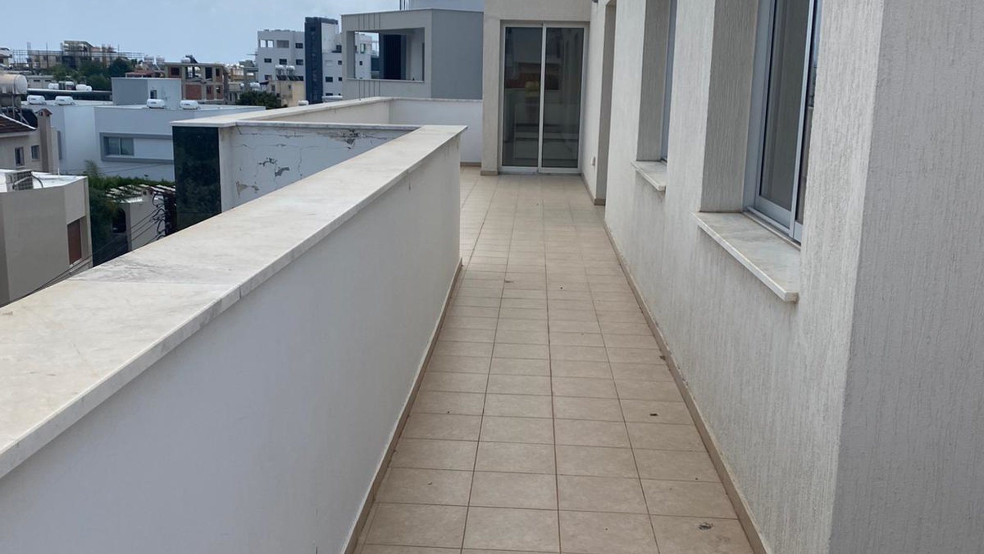 3 bedrooms Penthouse in Mesa Geitonia, Limassol, Cyprus No. 28823