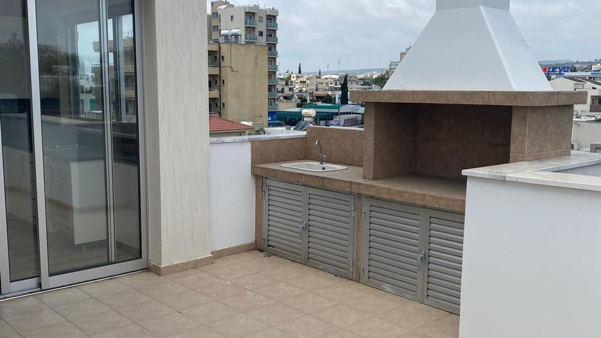 3 bedrooms Penthouse in Mesa Geitonia, Limassol, Cyprus No. 28823