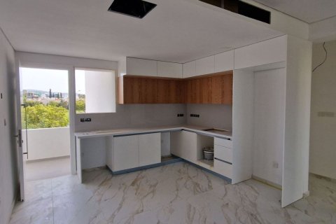 3 bedrooms Apartment in Kato Paphos, Paphos, No. 45313 2