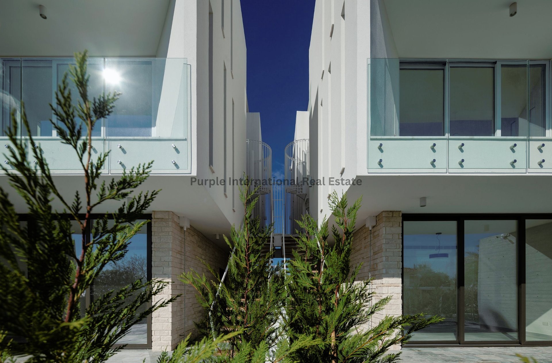 4 bedrooms Villa in Paphos, Cyprus No. 19812