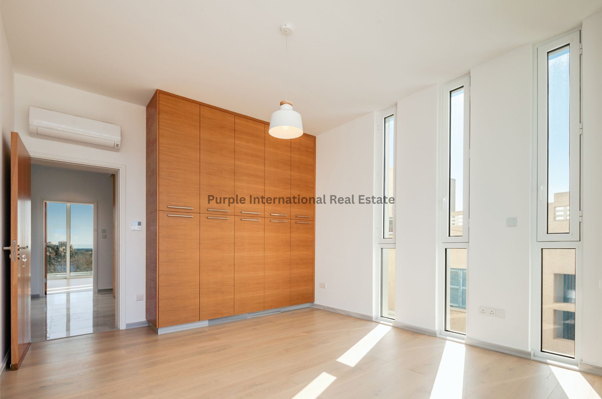 4 bedrooms Villa in Paphos, Cyprus No. 19812