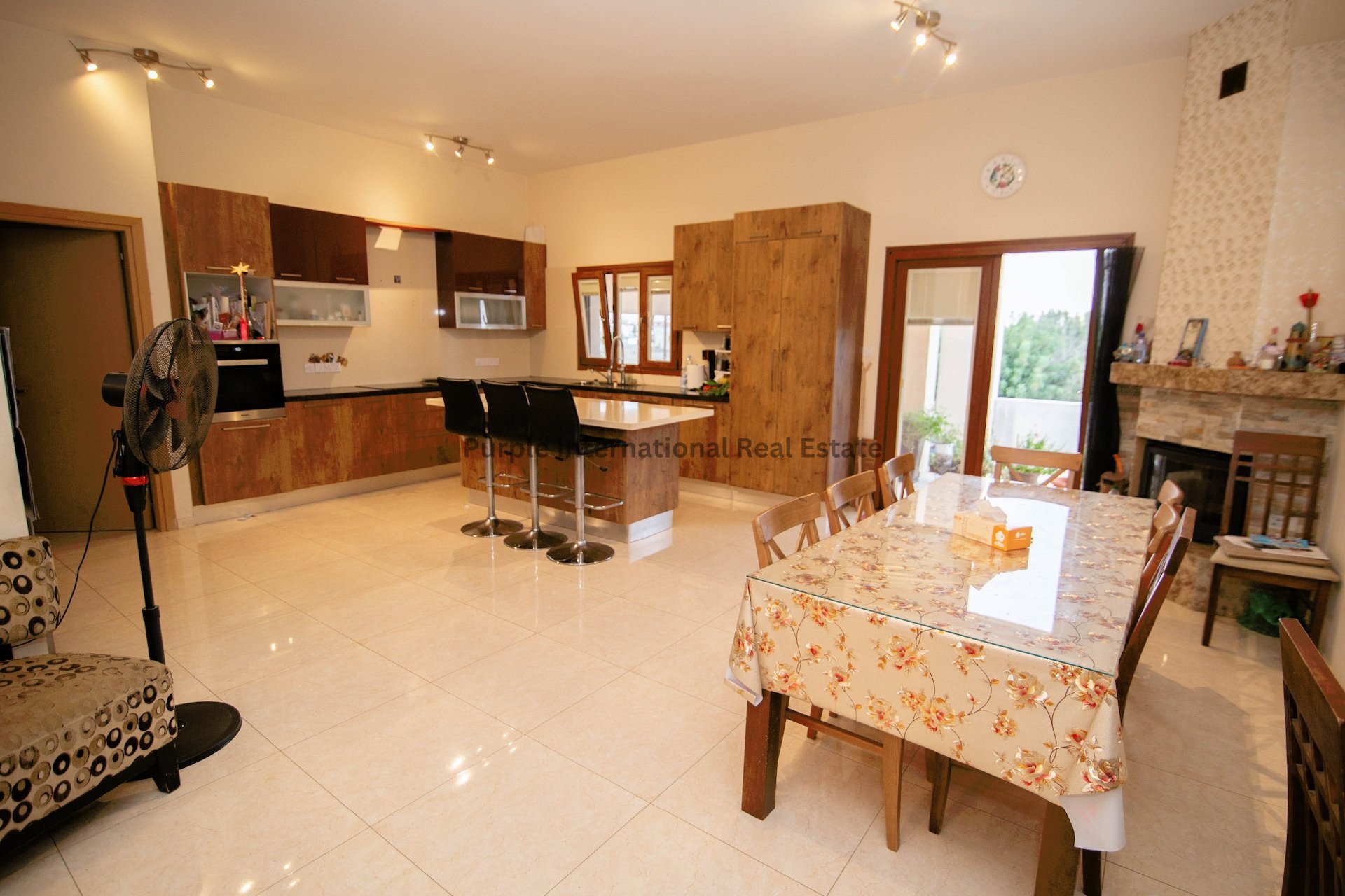 4 bedrooms Villa in Xylotymbou, Larnaka, Cyprus No. 19813