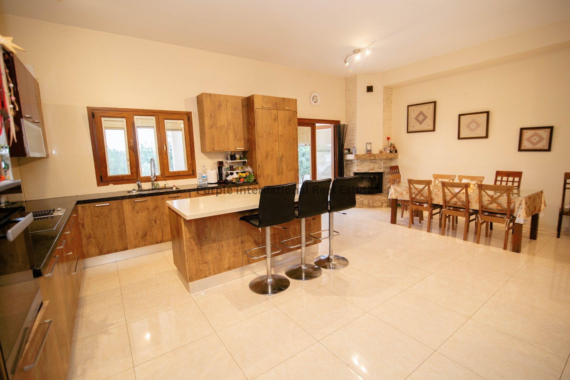 4 bedrooms Villa in Xylotymbou, Larnaka, Cyprus No. 19813