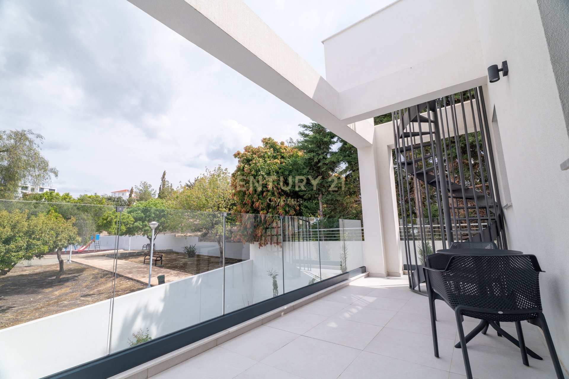 7 chambres Villa à Agios Athanasios, Limassol, Chypre No. 53681