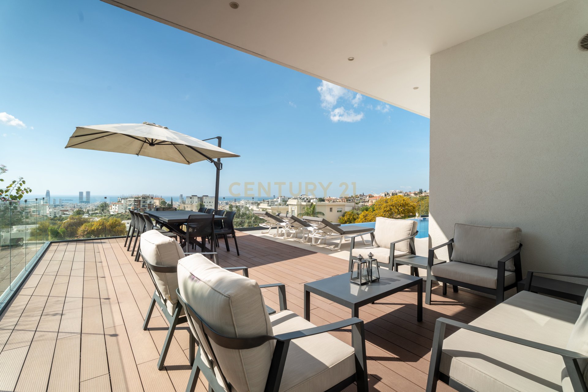 7 chambres Villa à Agios Athanasios, Limassol, Chypre No. 53681