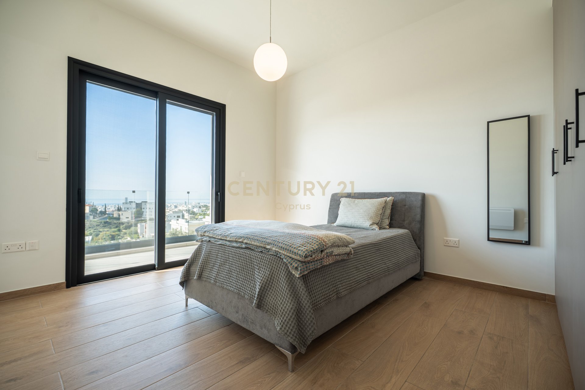7 chambres Villa à Agios Athanasios, Limassol, Chypre No. 53681