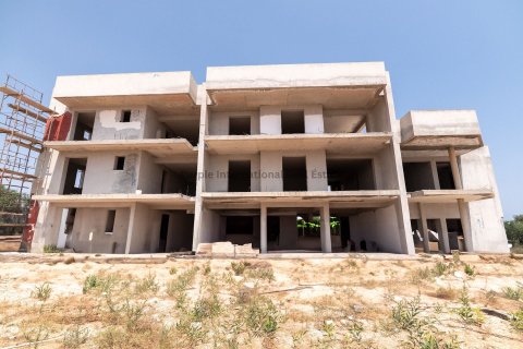 Квартира с 2 спальнями в Паралимни, Аммохостос, Кипр № 37439 11