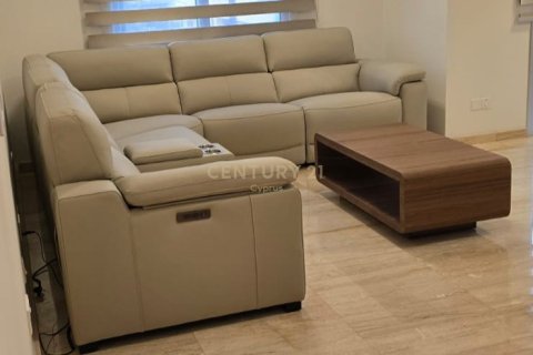 3 dormitorios Apartamento en Limassol,  No. 55882