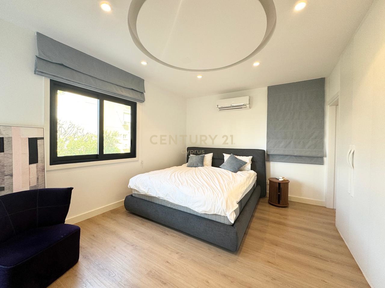 4 bedrooms Apartment in Agios Tychonas, Limassol, Cyprus No. 55884