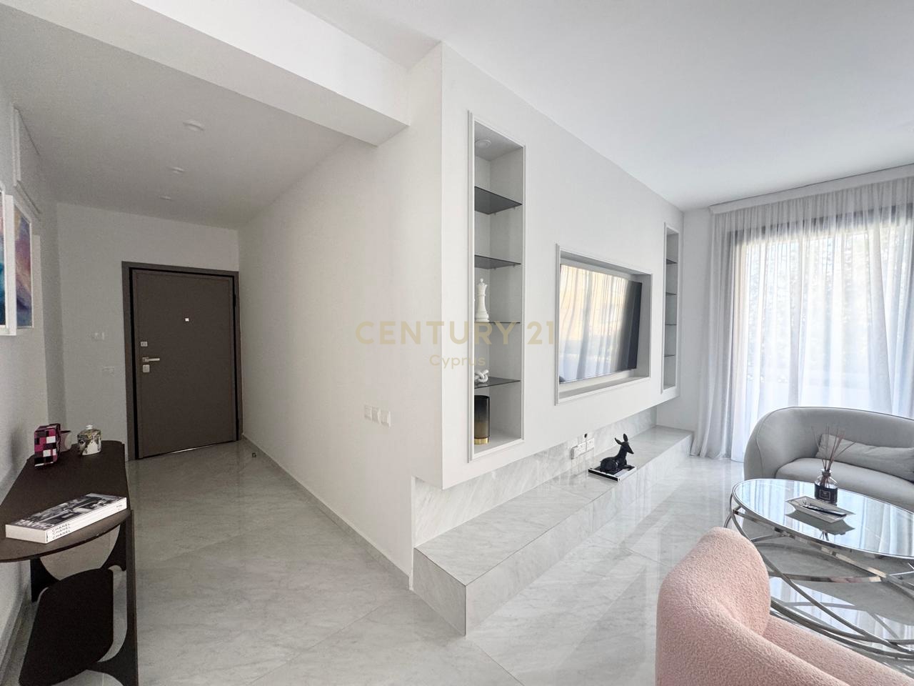 4 bedrooms Apartment in Agios Tychonas, Limassol, Cyprus No. 55884