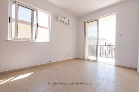 3 bedrooms Villa in Frenaros, Ammochostos, Cyprus No. 37332 11