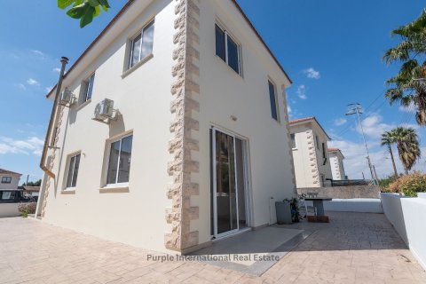 3 bedrooms Villa in Frenaros, Ammochostos, Cyprus No. 37332 4