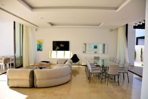 5 bedrooms Villa in Agios Georgios, Limassol,  No. 46133 12