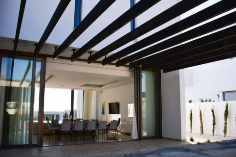5 bedrooms Villa in Agios Georgios, Limassol,  No. 46133 5