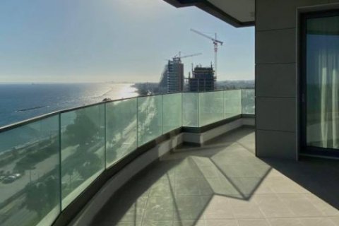 2 bedrooms Apartment in Limassol,  No. 38666 9