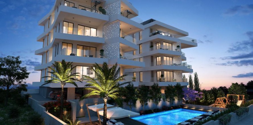 3 bedrooms Apartment in Limassol,  No. 38661