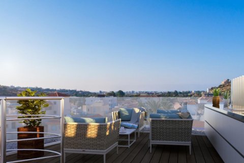 3 bedrooms Apartment in Limassol,  No. 38661 5