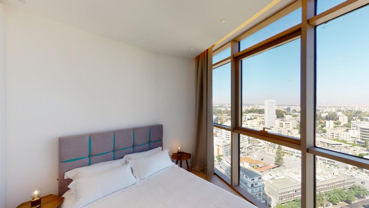 3 bedrooms Apartment in Nicosia, Cyprus No. 38660