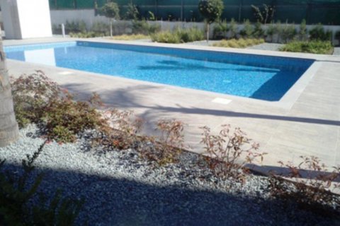 3 bedrooms Apartment in Limassol,  No. 38656 6