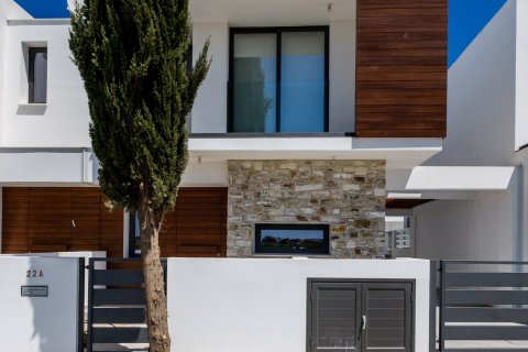 4 chambres Villa à Larnaca, Larnaka, Chypre No. 32100