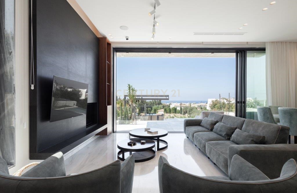 3 bedrooms Villa in Chloraka, Paphos, Cyprus No. 54376