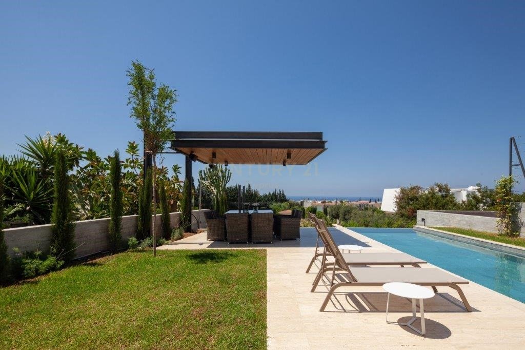 3 bedrooms Villa in Chloraka, Paphos, Cyprus No. 54376