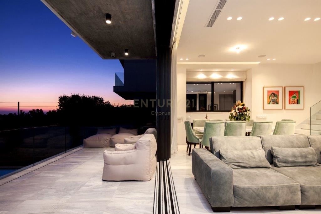 3 bedrooms Villa in Chloraka, Paphos, Cyprus No. 54376