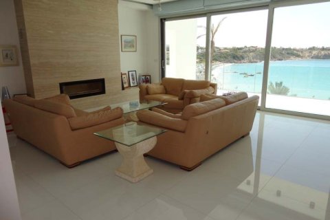 6 bedrooms Villa in Coral Bay, Pegeia, Paphos, No. 48705 10