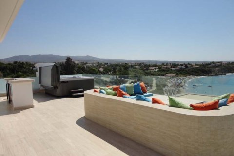 6 bedrooms Villa in Coral Bay, Pegeia, Paphos, No. 48705 5
