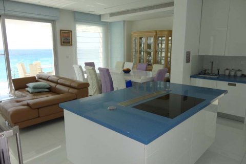 6 bedrooms Villa in Coral Bay, Pegeia, Paphos, No. 48705 12