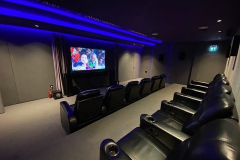 5 bedrooms Villa in Paphos,  No. 48706 20