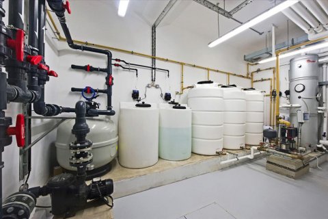 5 bedrooms Villa in Larnaca, Larnaka,  No. 38236 12