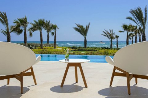 Вилла с 6 спальнями в Ларнака,  № 38237 13