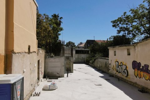2 bedrooms Apartment in Limassol, Cyprus No. 37700 5