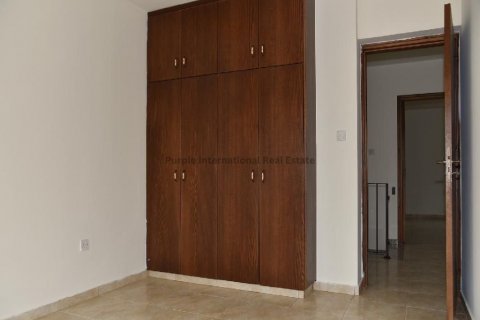 3 bedrooms Villa in Larnaca, Larnaka, Cyprus No. 37701 11
