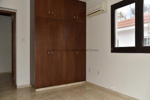 3 bedrooms Villa in Larnaca, Larnaka, Cyprus No. 37701 7