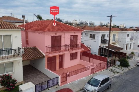 3 bedrooms Villa in Larnaca, Larnaka, Cyprus No. 37701 1