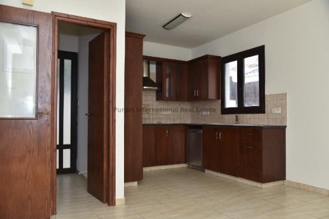 3 bedrooms Villa in Larnaca, Larnaka, Cyprus No. 37701 4