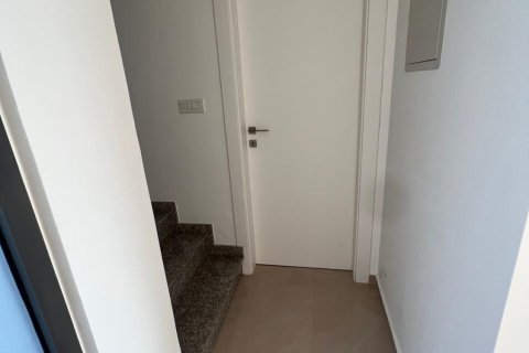 3 bedrooms Townhouse in Limassol,  No. 42208 5