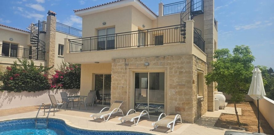 3 bedrooms Villa in Prodromos, Nicosia, No. 47844