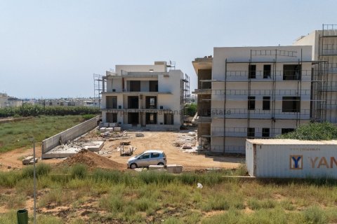 Квартира с 2 спальнями в Паралимни, Аммохостос, Кипр № 36407 1
