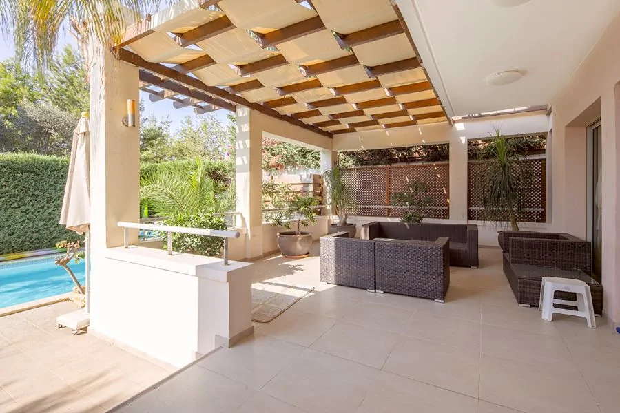 3 dormitorios Villa en Agios Tychonas, Limassol, Chipre No. 24088