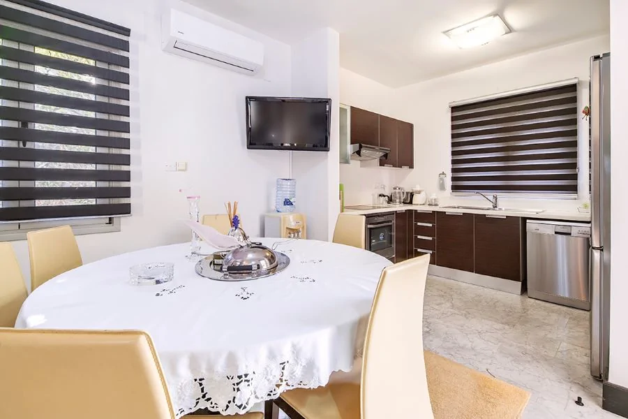 3 dormitorios Villa en Agios Tychonas, Limassol, Chipre No. 24088