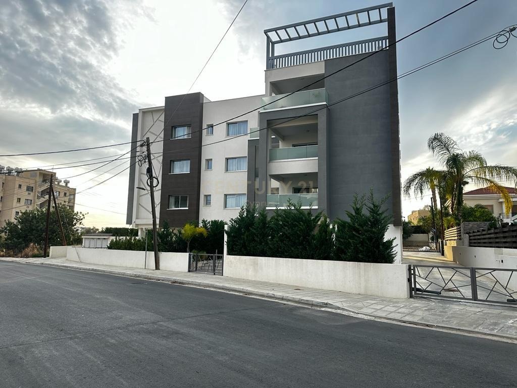 2 bedrooms Apartment in Germasogeia, Limassol, Cyprus No. 24092