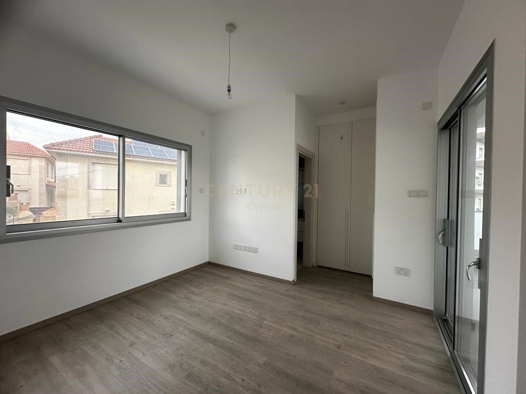2 bedrooms Apartment in Germasogeia, Limassol, Cyprus No. 24092