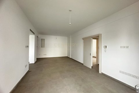 2 bedrooms Apartment in Germasogeia, Limassol, No. 24092 7